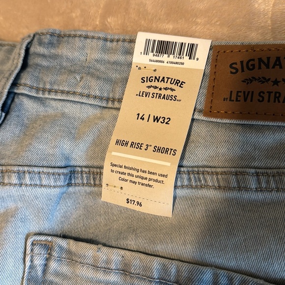 NWT LEVI SHORTS - Picture 6 of 14